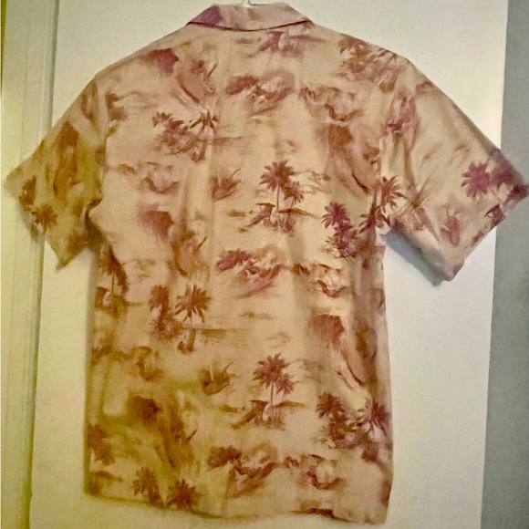 Vans Triple Crown of Surfing Short Sleeve Woven Hawaiian Shirt - Picture 4 of 5